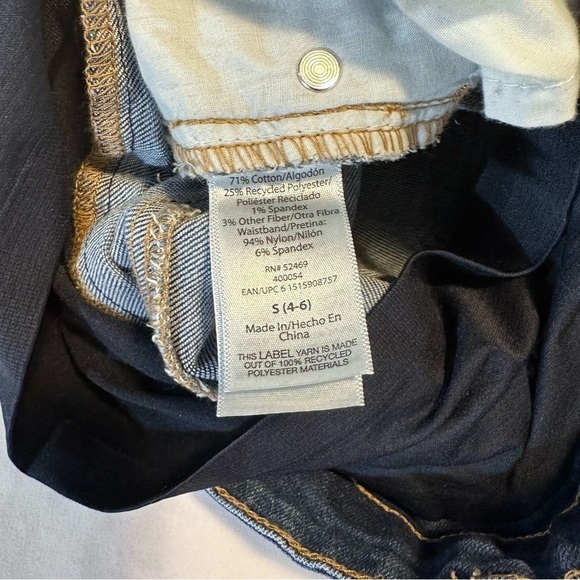 Time And Tru Maternity Comfort Stretch Distressed Denim Shorts Set of Two Size S - Picture 11 of 14